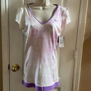 NWT Nike women’s training shirt w/built in bra Drifit sz medium purple